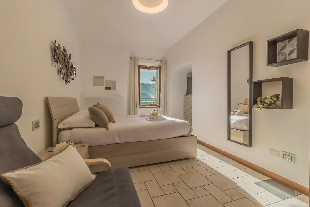 Casa Magnolia Varenna 0*,